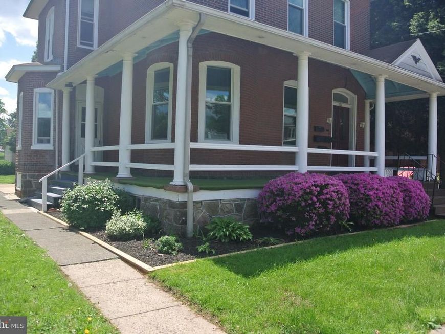 330 Broad Street, Unit 2R, Spring City, PA 19475 Main Photo