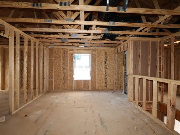 1013 Dawsons Drive , Hebron, OH 43025