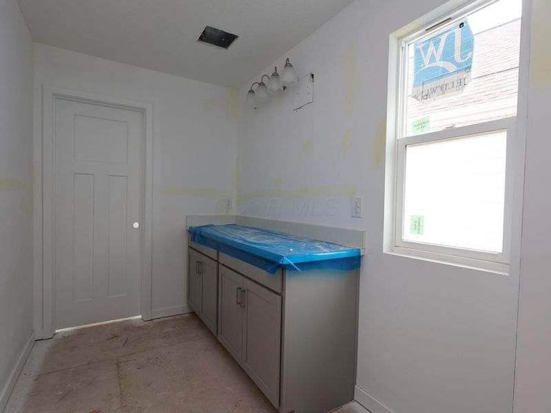 1013 Dawsons Drive, Hebron, OH 43025 Photo 13