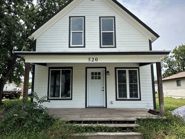 520 N Main Street N, Stuart, IA 50250