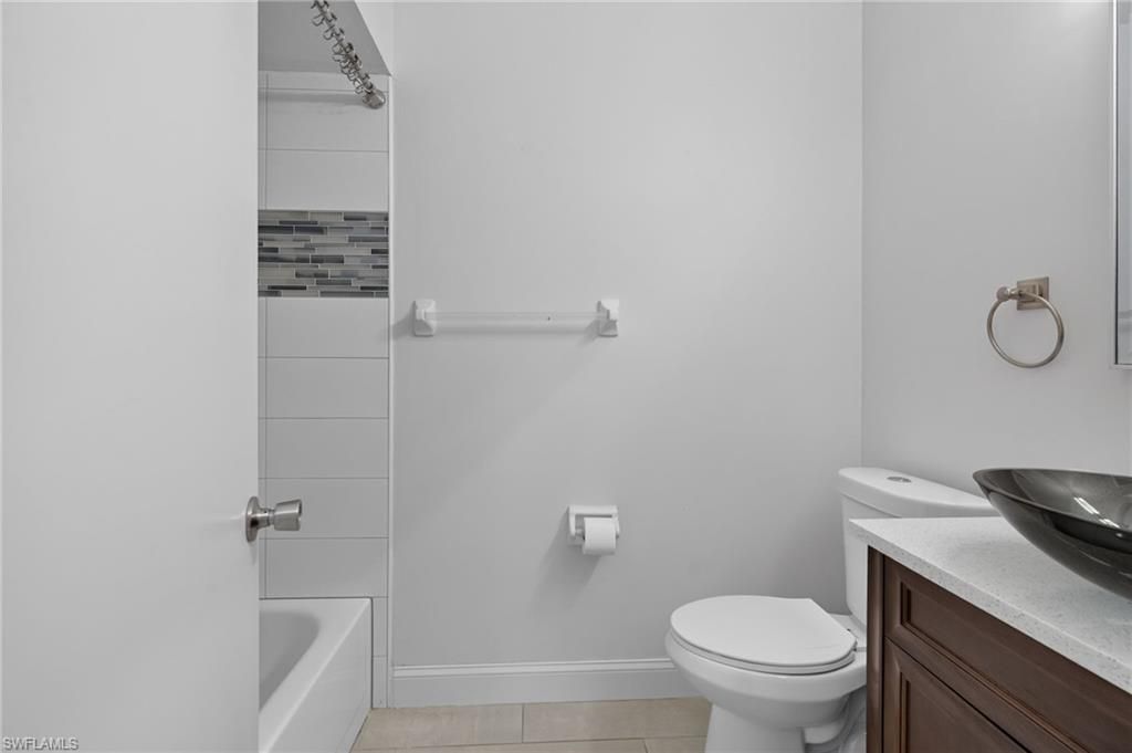 10452 Lakeport Ct, Lehigh Acres, FL 33936 Photo