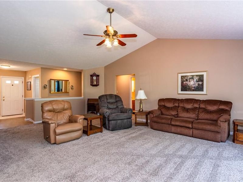 61 Lakeridge Drive, Franklin, OH 45005 Photo 17