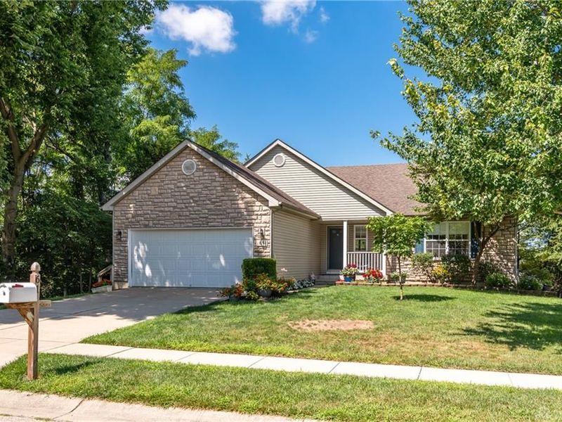 61 Lakeridge Drive, Franklin, OH 45005 Photo 2
