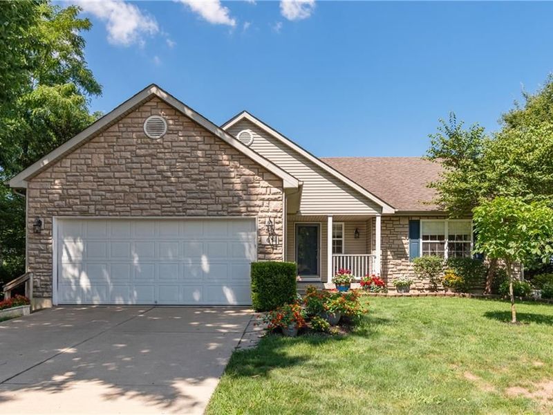 61 Lakeridge Drive, Franklin, OH 45005 Photo 4