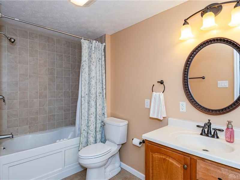 61 Lakeridge Drive, Franklin, OH 45005 Photo 40