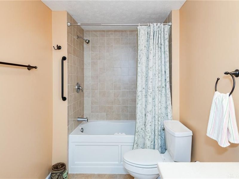 61 Lakeridge Drive, Franklin, OH 45005 Photo 41