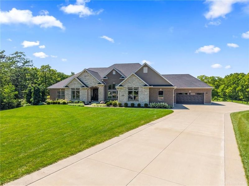 1234 Walton Court, Troy, OH 45373 Photo 2