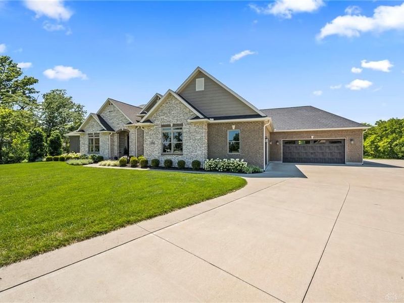 1234 Walton Court, Troy, OH 45373 Photo 9