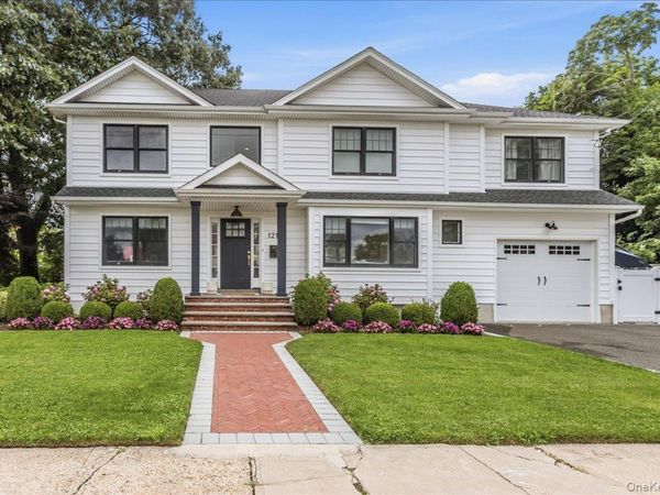 1214 Maple Avenue , South Hempstead, NY 11550