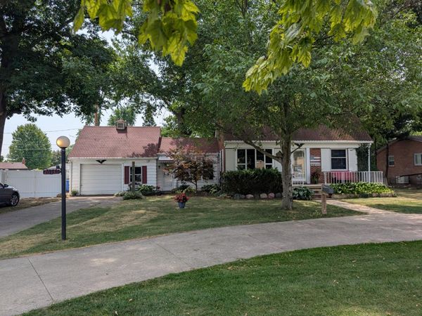 26137 Joy Road, Dearborn Heights, MI 48127