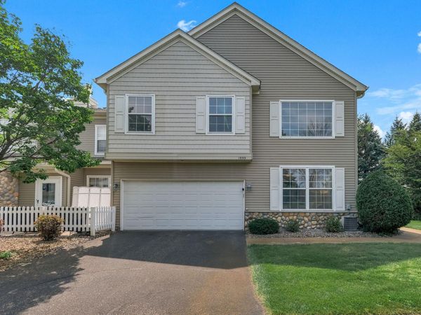 1899 Wildflower Court, Shoreview, MN 55126