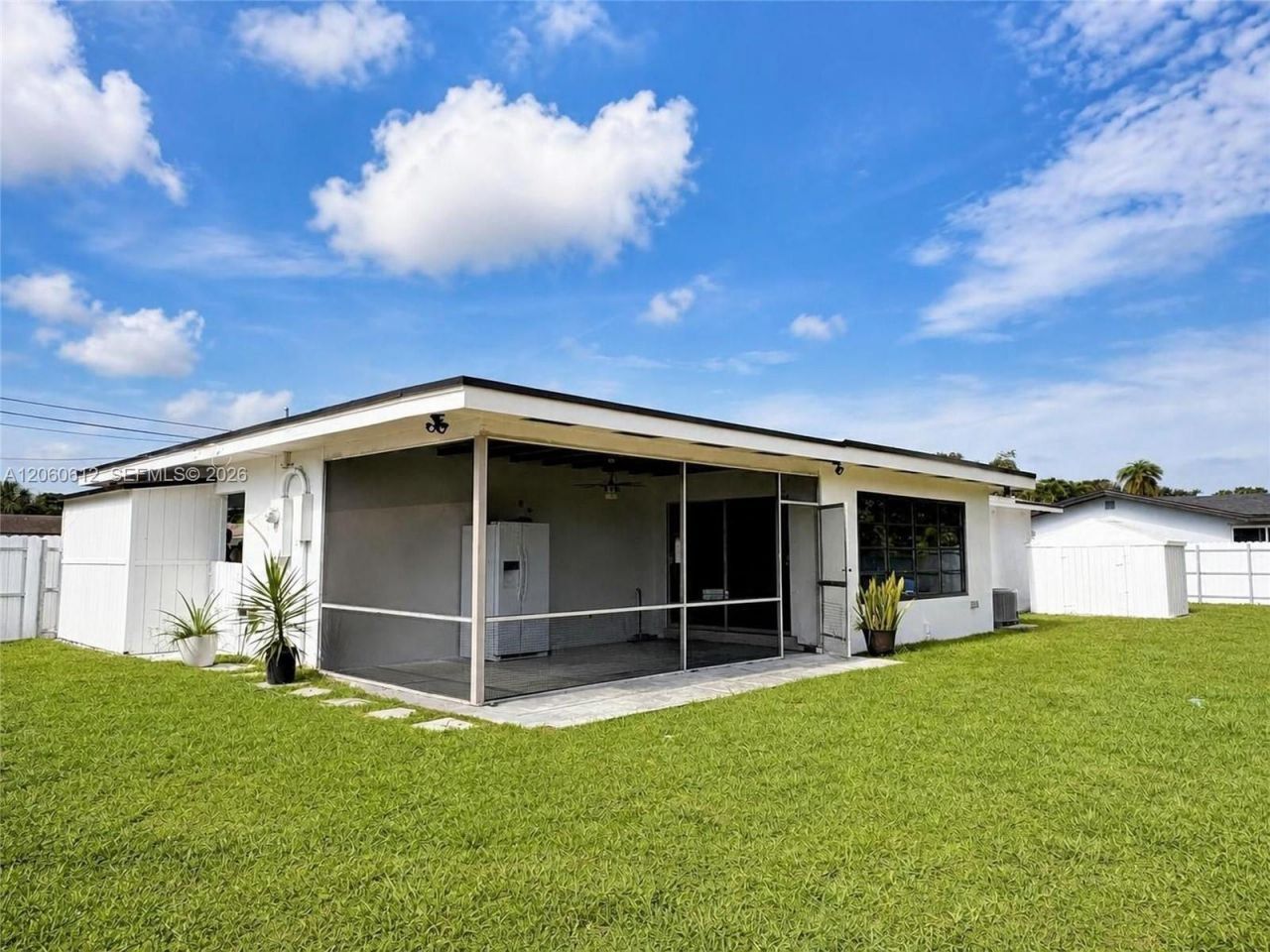 6601 NW 9th St, Plantation, FL 33317 Photo