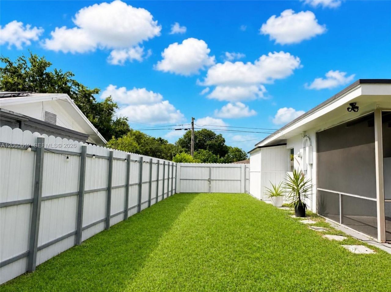 6601 NW 9th St, Plantation, FL 33317 Photo