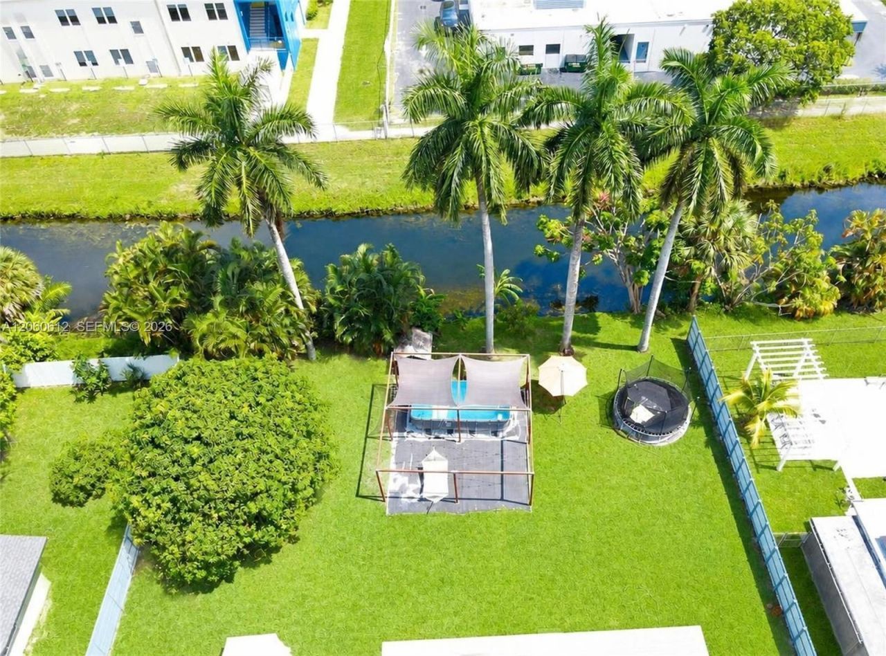 6601 NW 9th St, Plantation, FL 33317 Photo