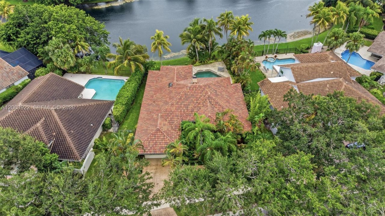 1028 Creekford Dr, Weston, FL 33326 Photo