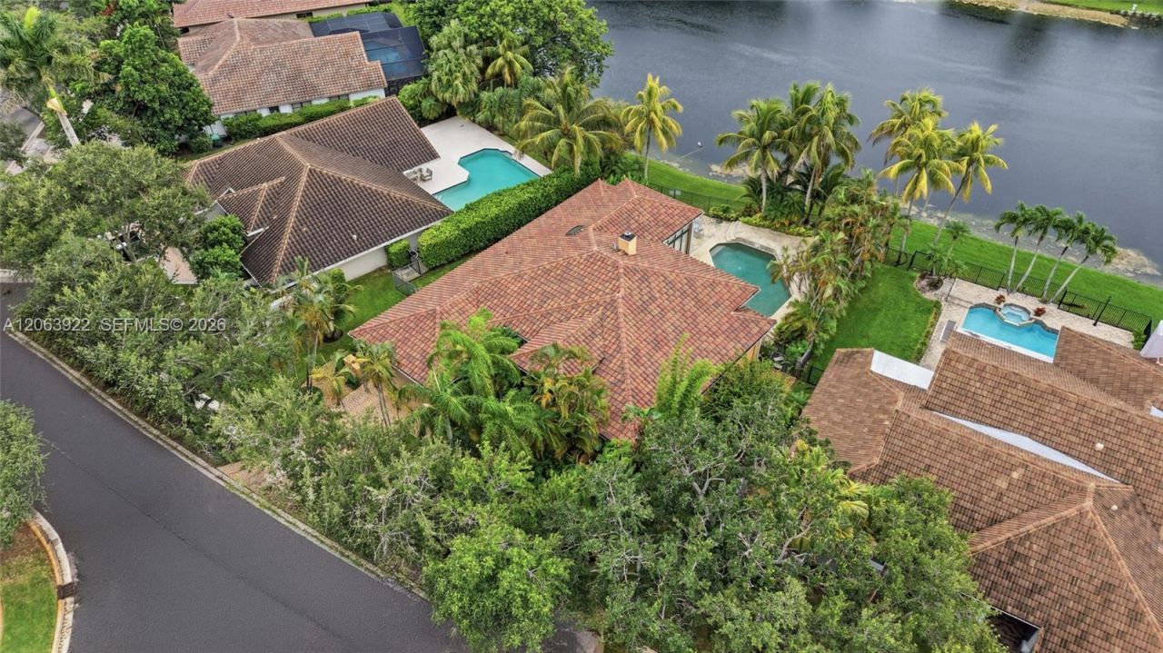 1028 Creekford Dr, Weston, FL 33326 Photo