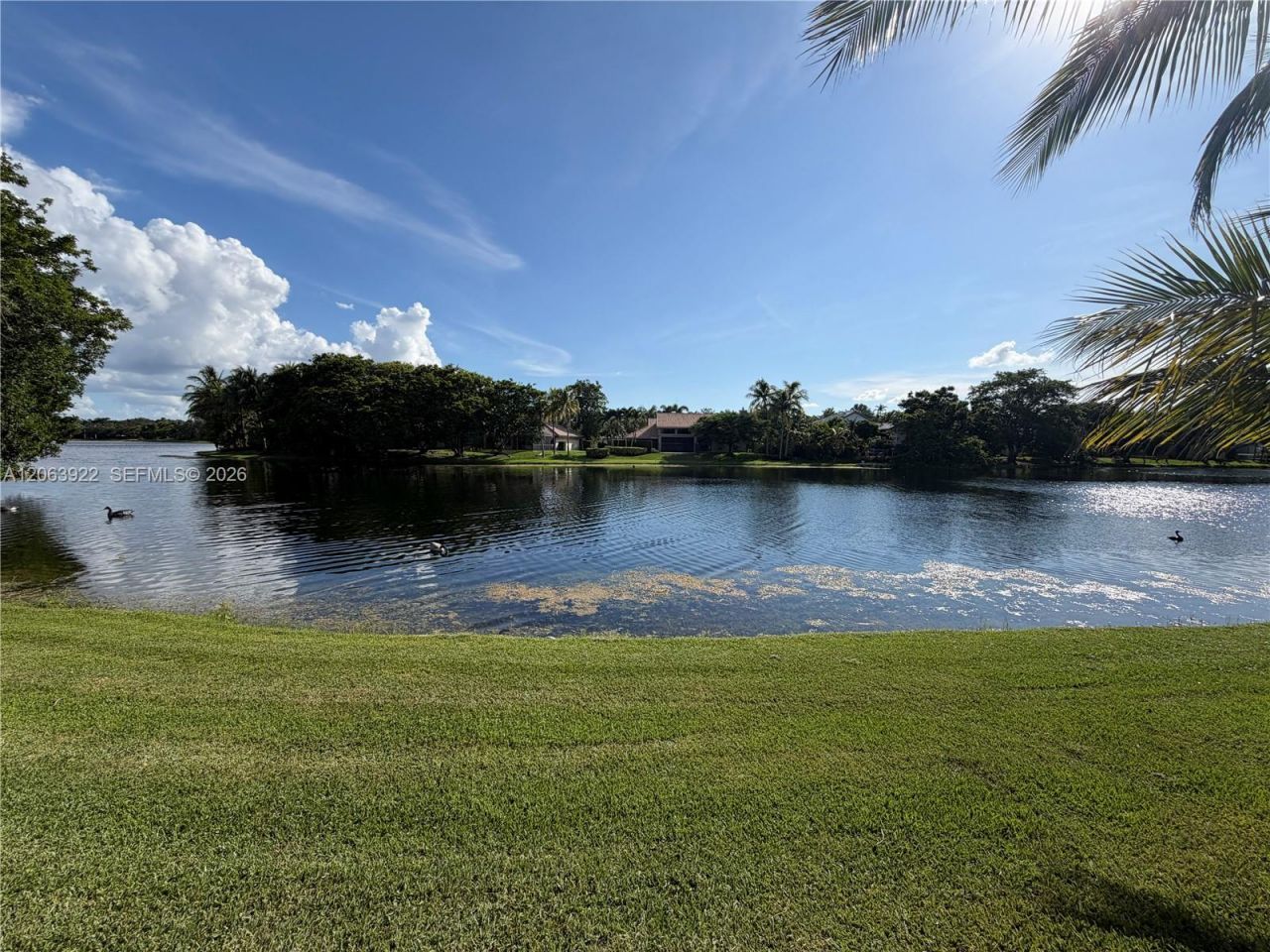 1028 Creekford Dr, Weston, FL 33326 Photo