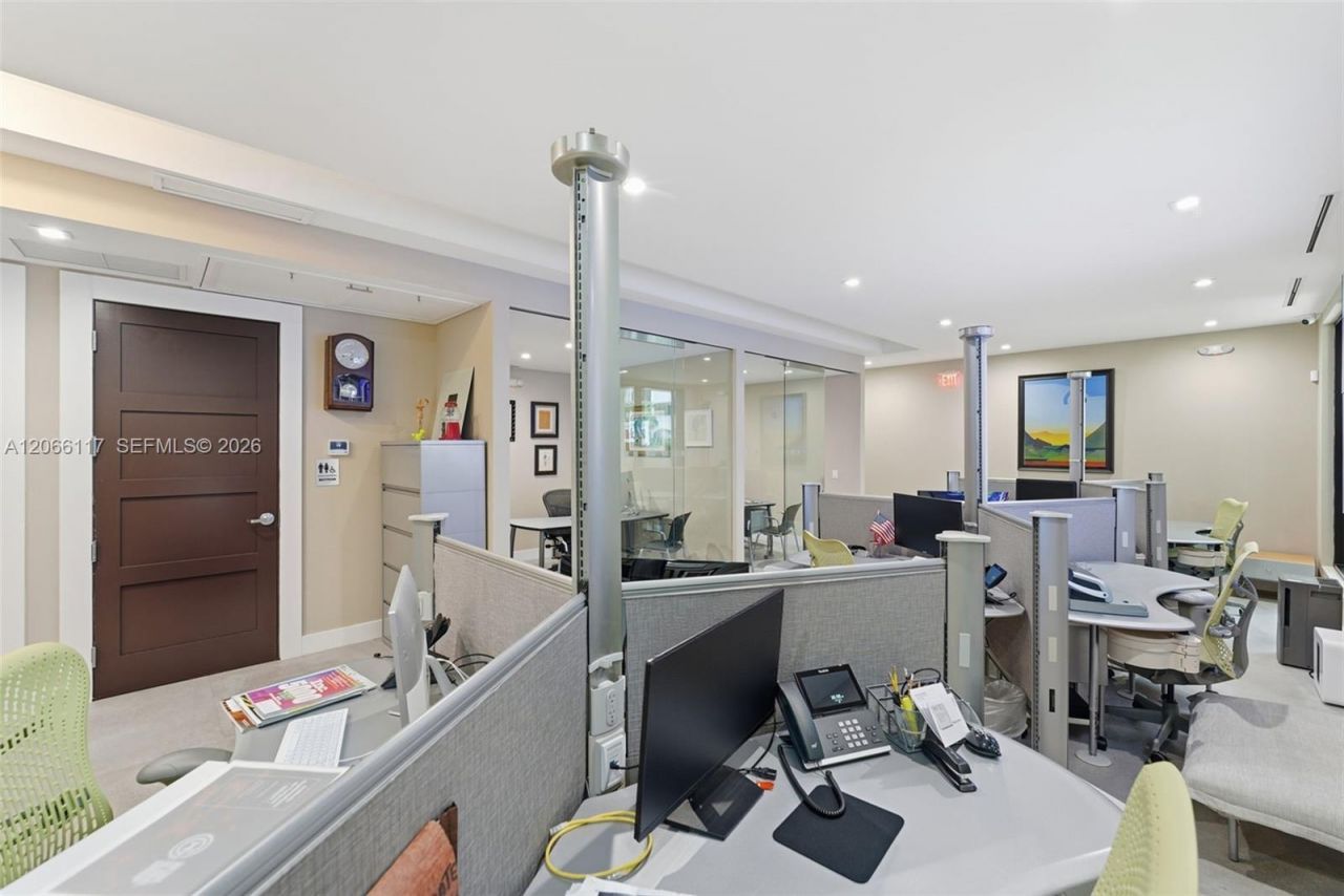 45 Valencia Ave , Coral Gables, FL 33134 Photo