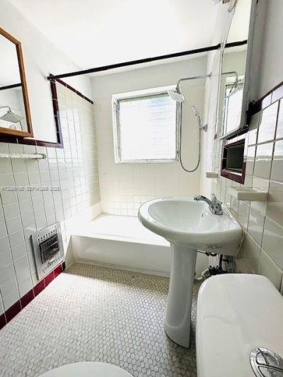 821 W 39th St , Unit 2, Miami Beach, FL 33140 Photo