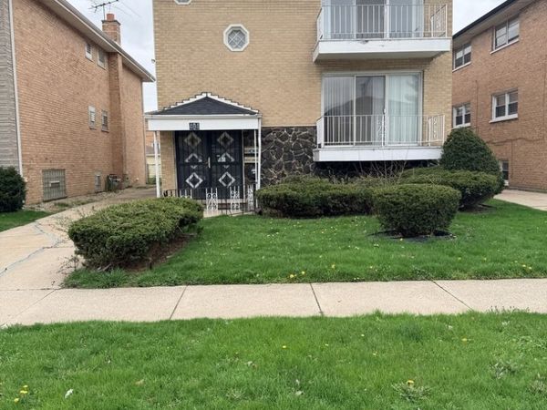 404 Prairie Avenue , Calumet City, IL 60409