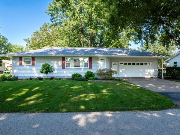 727 Hawthorne Court , Geneseo, IL 61254