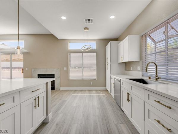 419 Viewmont Drive, Henderson, NV 89015