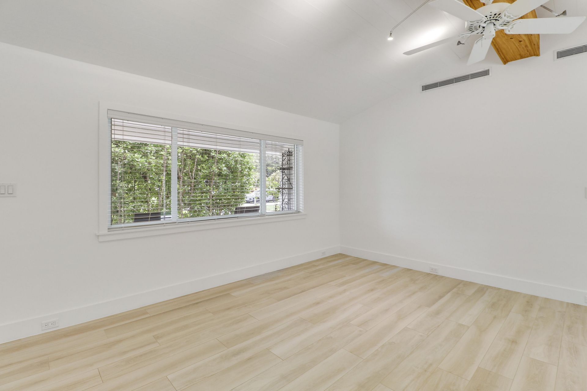 2665 Oak Drive, Palm Beach Gardens, FL 33410 Photo