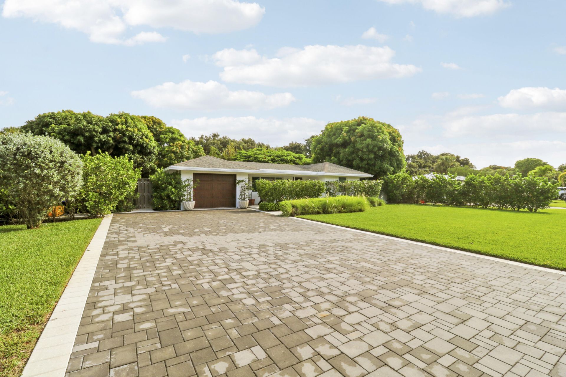 2665 Oak Drive, Palm Beach Gardens, FL 33410 Photo
