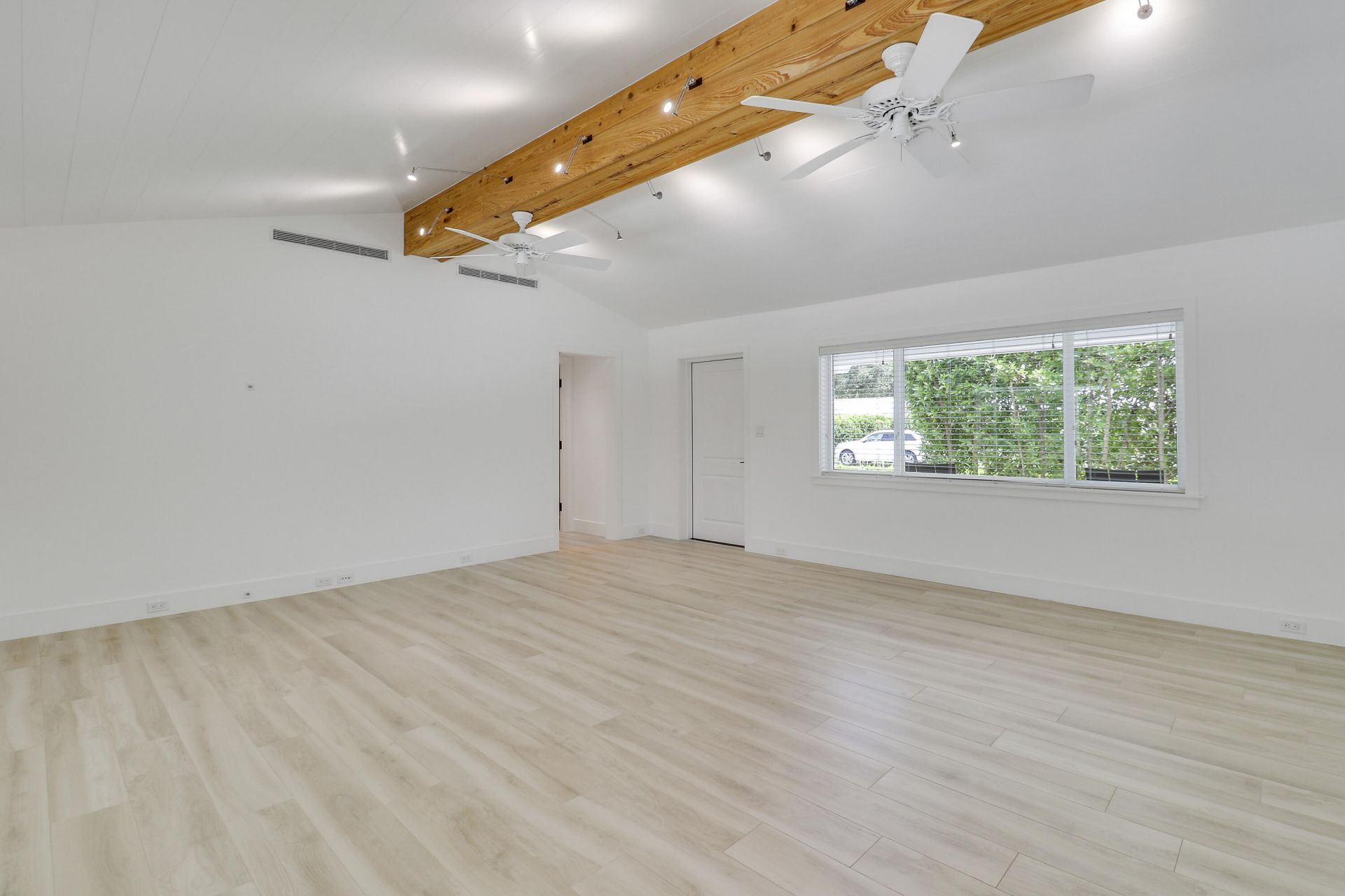 2665 Oak Drive, Palm Beach Gardens, FL 33410 Photo