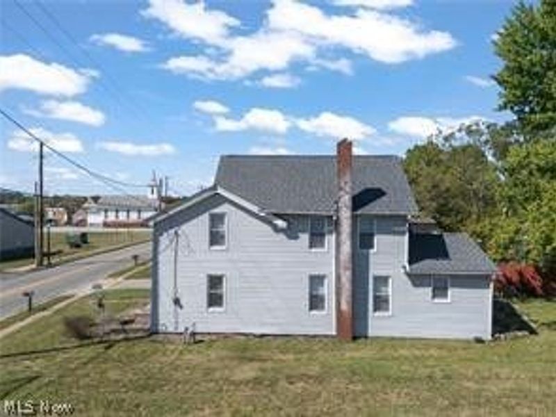 223 E Maple Street, Hartville, OH 44632 Photo 2