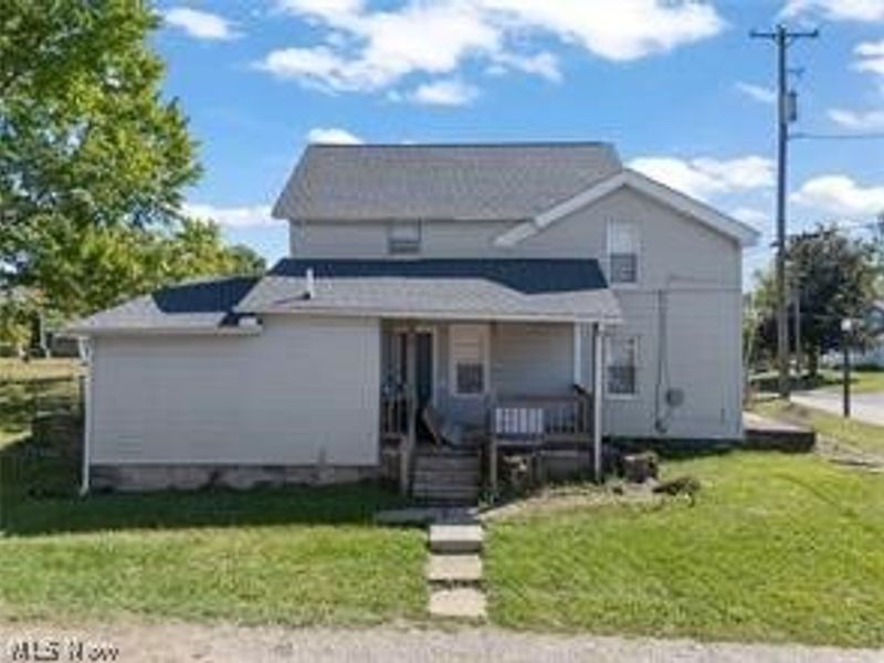 223 E Maple Street, Hartville, OH 44632 Photo 4