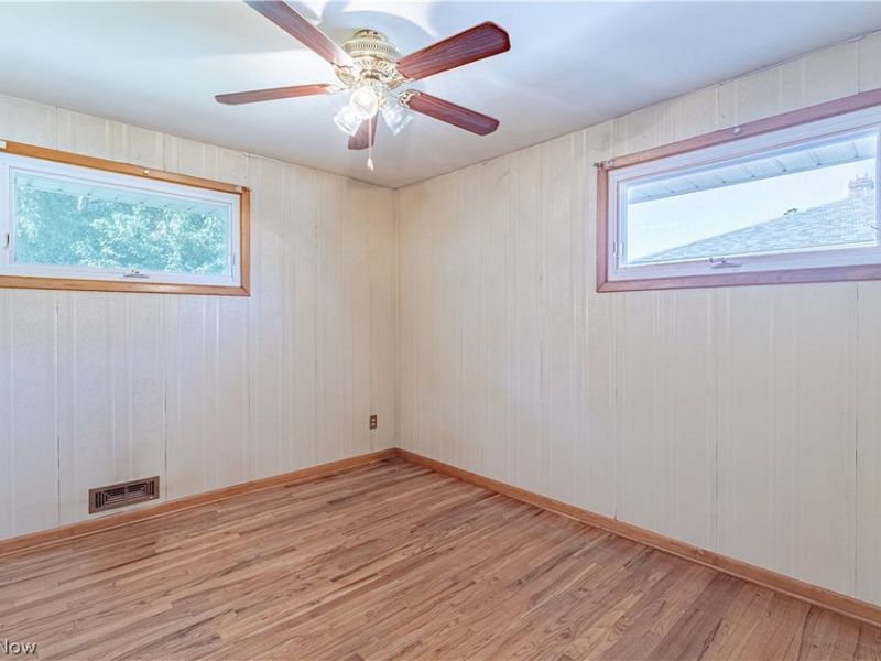 10985 Kader Drive, Parma, OH 44130 Photo 15