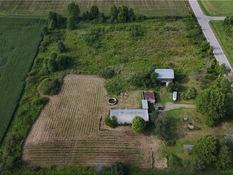 8725 State Route 7, Williamsfield, OH 44093 Photo 6