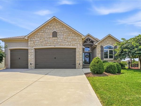 947 Birsay Court, Raymore, MO 64083