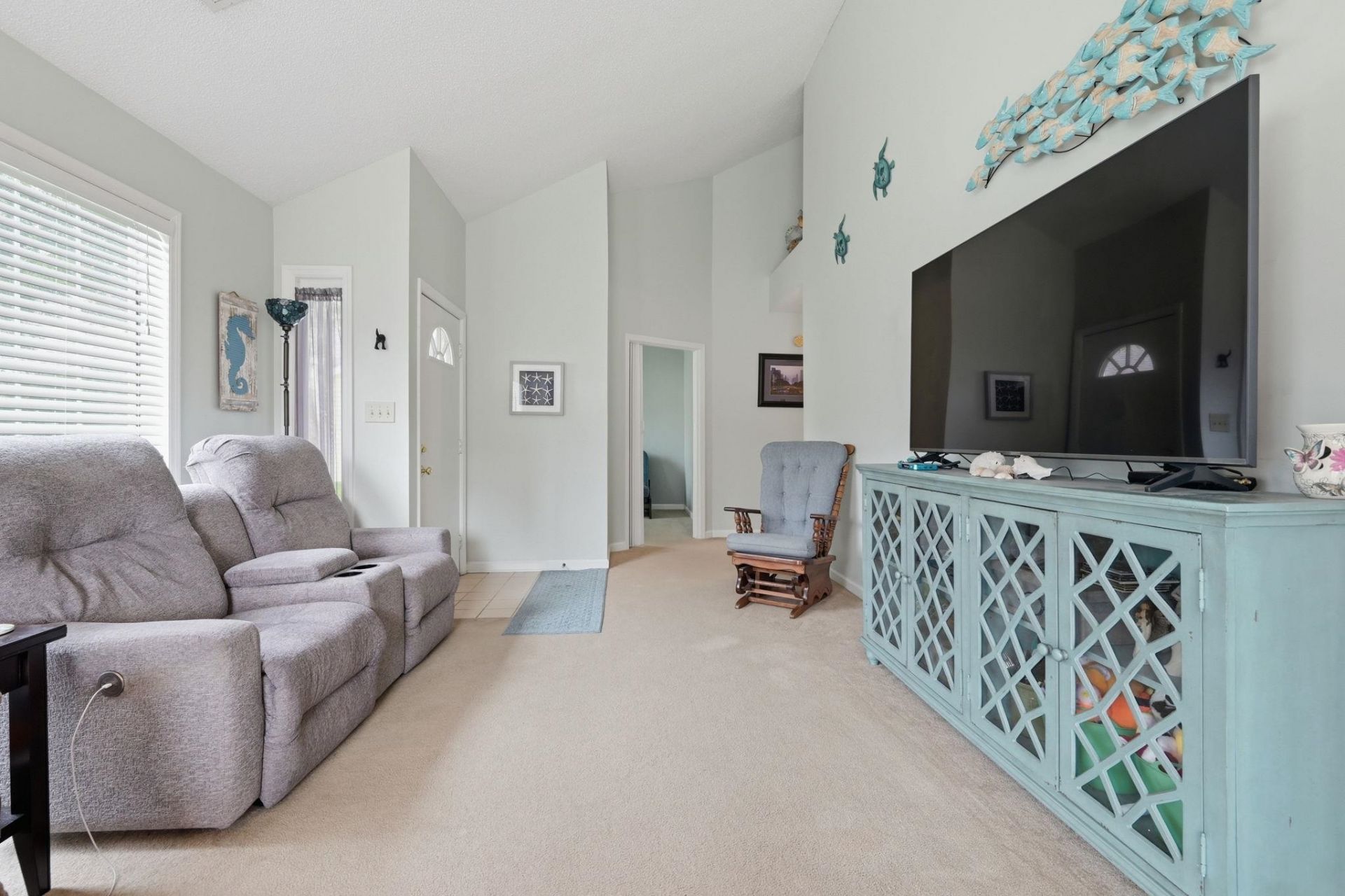 6697 Wisteria Dr. Photo 7