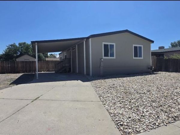 1369 Parkland Avenue, Carson City, NV 89701