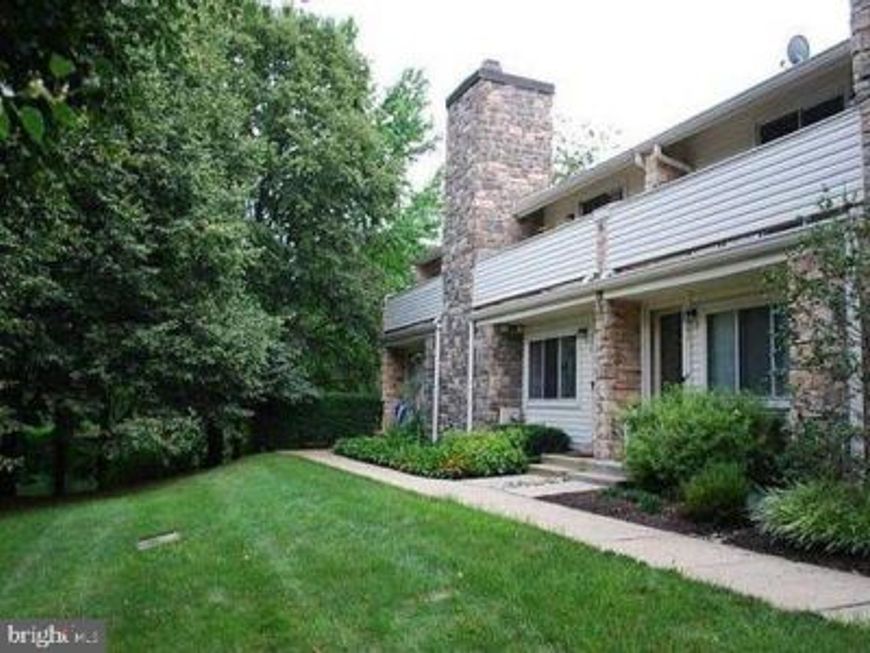 350 New Market Court, Chesterbrook, PA 19087 Main Photo