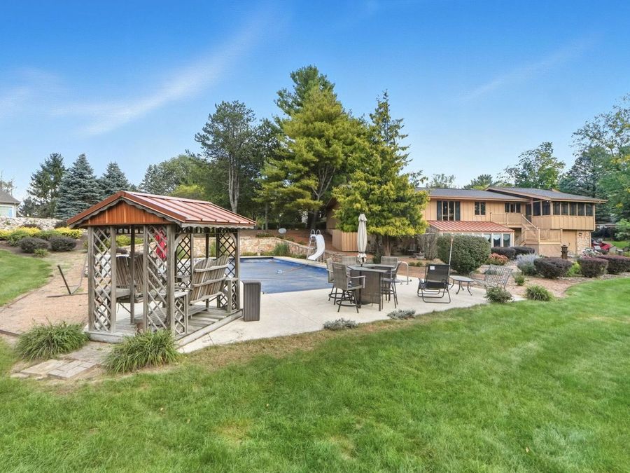 Property Image 33
