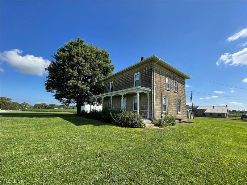 8279 Baumhart Road, Vermilion, OH 44089 Photo 1