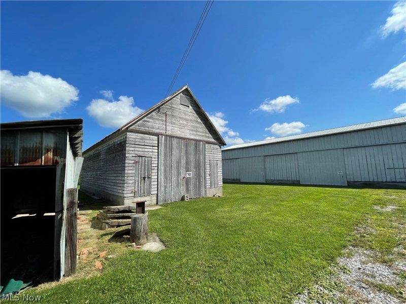 8279 Baumhart Road, Vermilion, OH 44089 Photo 11
