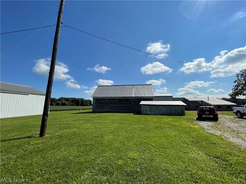 8279 Baumhart Road, Vermilion, OH 44089 Photo 5
