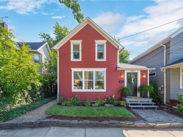 2107 W 10th Street , Cleveland, OH 44113