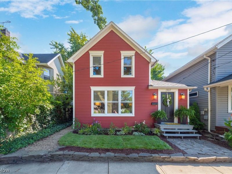 2107 W 10th Street, Cleveland, OH 44113 Photo 2