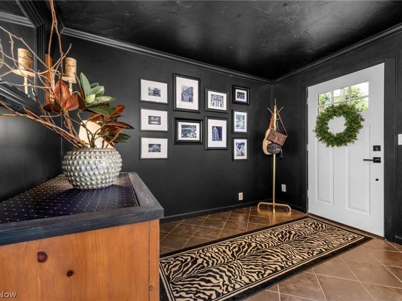 2107 W 10th Street, Cleveland, OH 44113 Photo 6