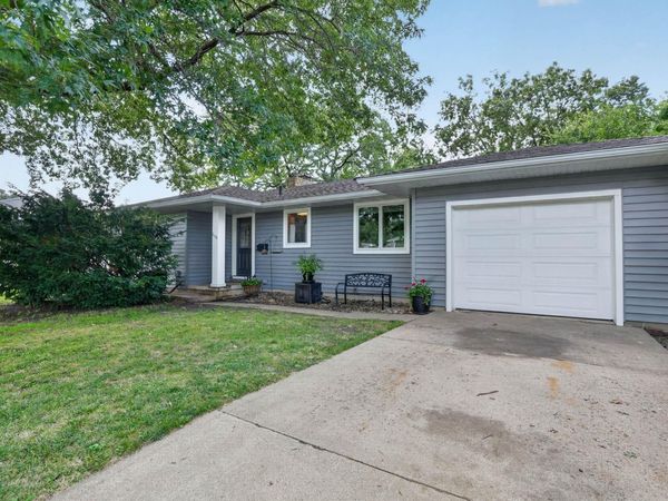 610 W 28th Street, Cedar Falls, IA 50613