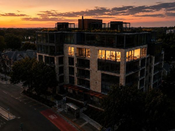 1805 W Lake Street, Unit 502, Minneapolis, MN 55408