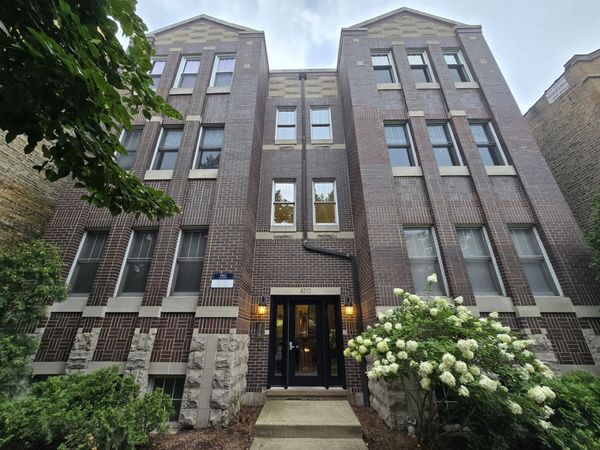 4212 N Ashland Avenue, Unit 1S, Chicago, IL 60613