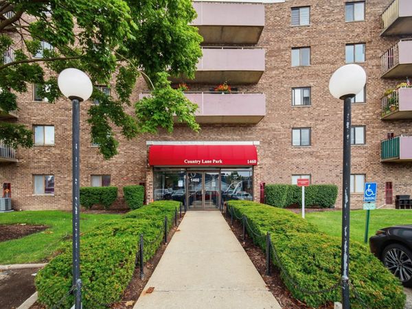 1460 Fairlane Drive , Unit 311, Schaumburg, IL 60193