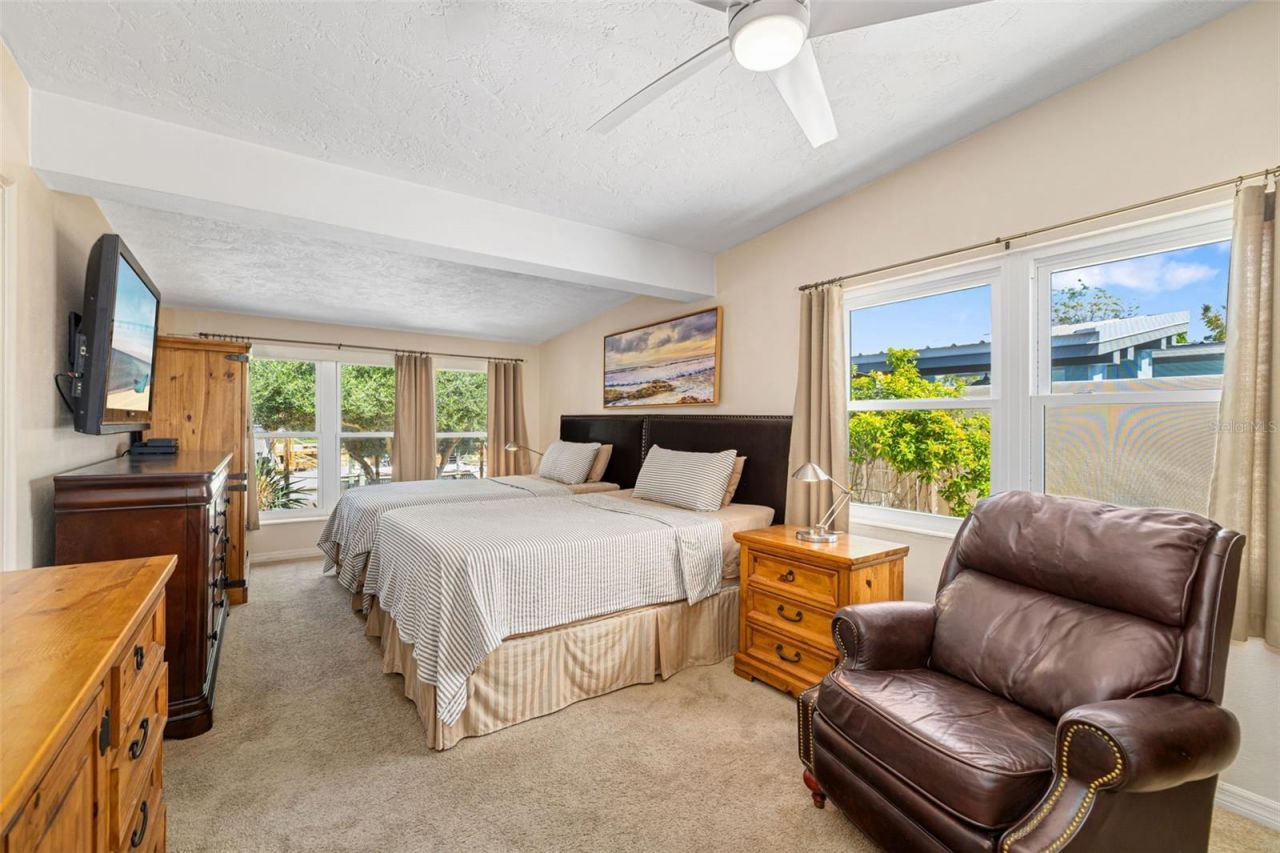 302 Bryn Mawr Island, Bradenton, FL 34207 Photo