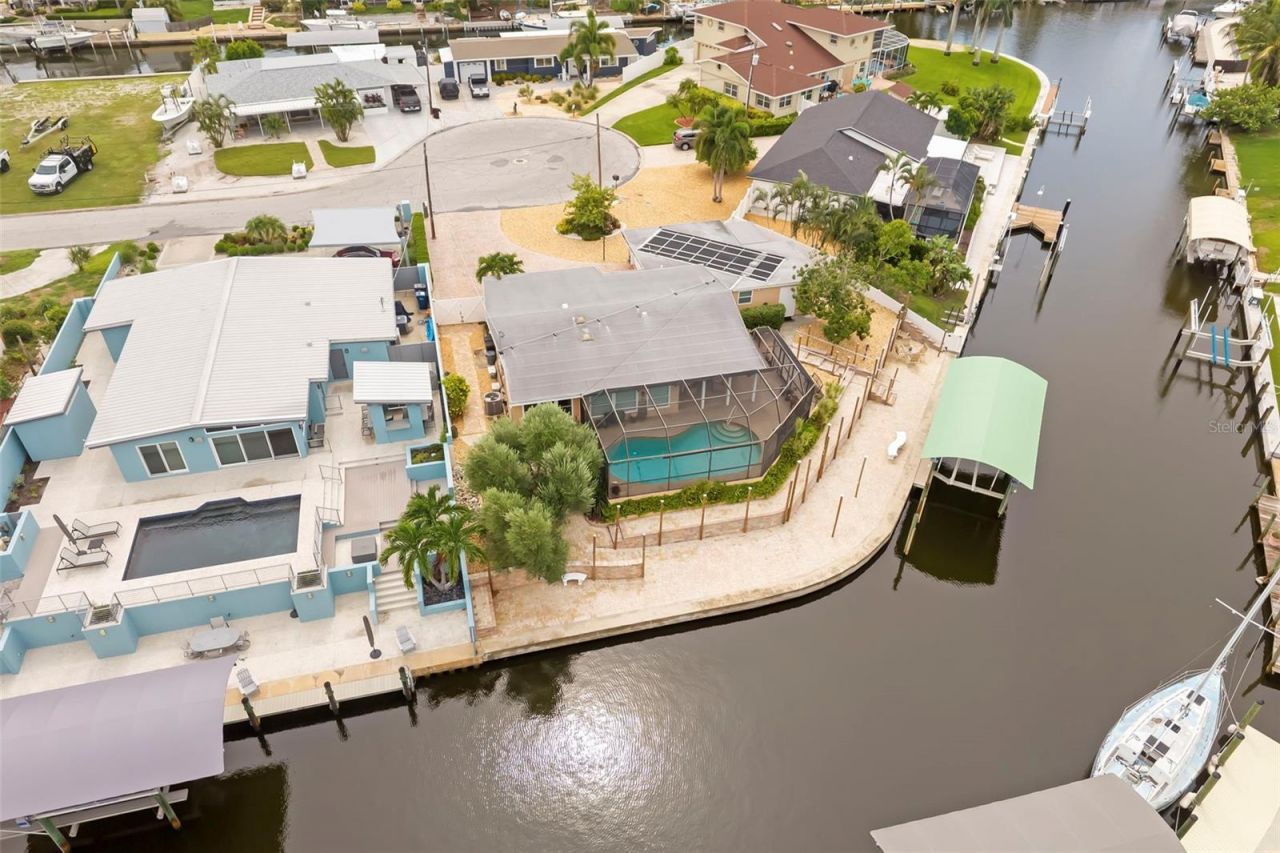 302 Bryn Mawr Island, Bradenton, FL 34207 Photo